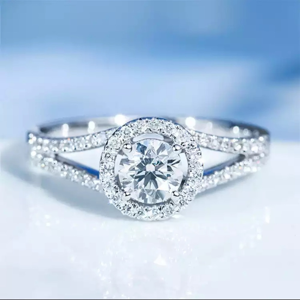 925 Silver Round Cubic Zirconia Engagement Ring 💍